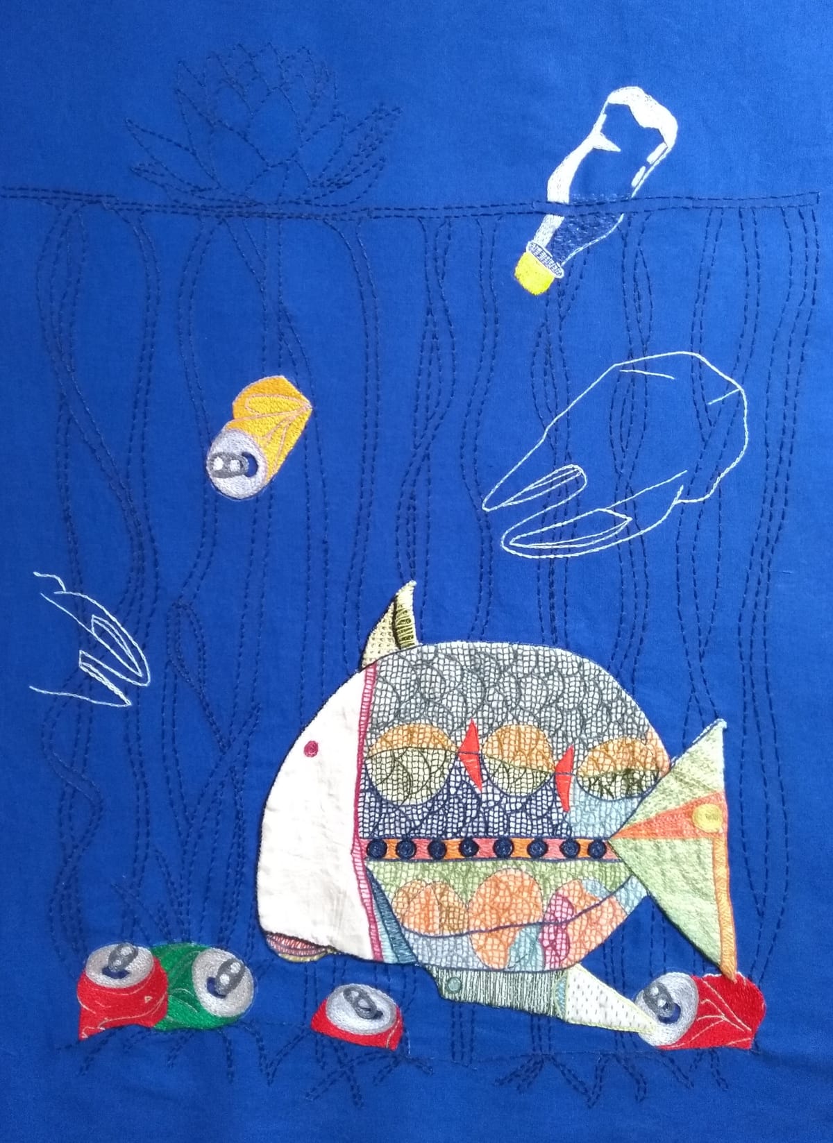 O peixe do espelho d'água da Praça de Casa Forte